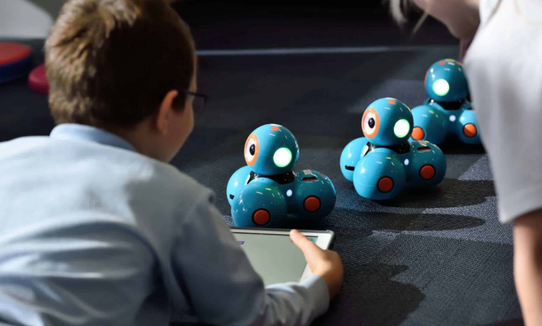 9 Best Toy Robots For Kids In 2022